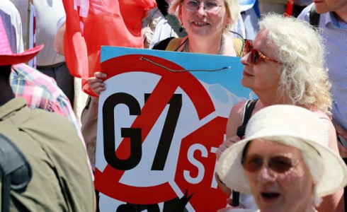 Eva Bulling-Schröter bei der Anti-G7-Demo in München (Foto: Titus Schüller)