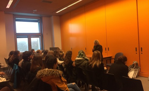 SchülerInnen aus Ingolstadt zu Besuch im Bundestag (Foto: Privat)